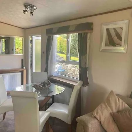 2 Bedroom Chalet In Chwilog On The Llyn Peninsula Pwllheli Exterior photo