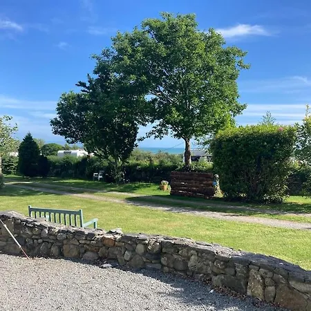 2 Bedroom Chalet In Chwilog On The Llyn Peninsula Pwllheli Exterior photo